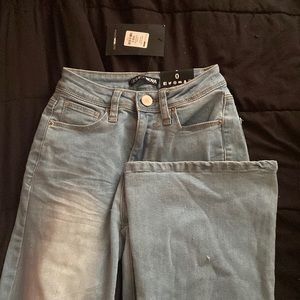 Fashion Nova Size 0 “Jodie High Rise Flare Jeans” NEVER WORN,